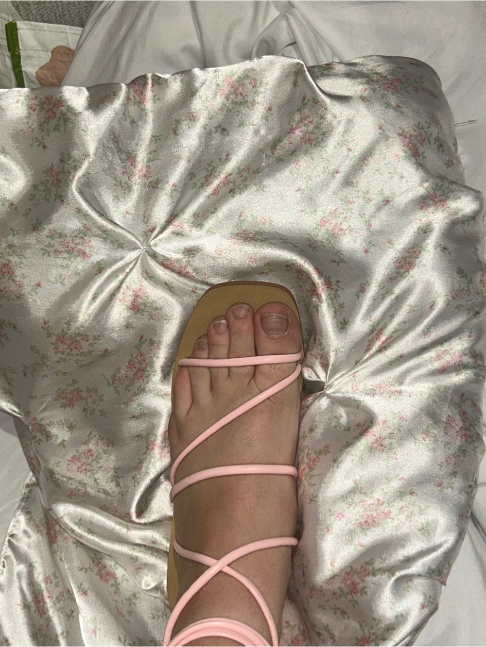 Pink heels - Picture 2 of 3